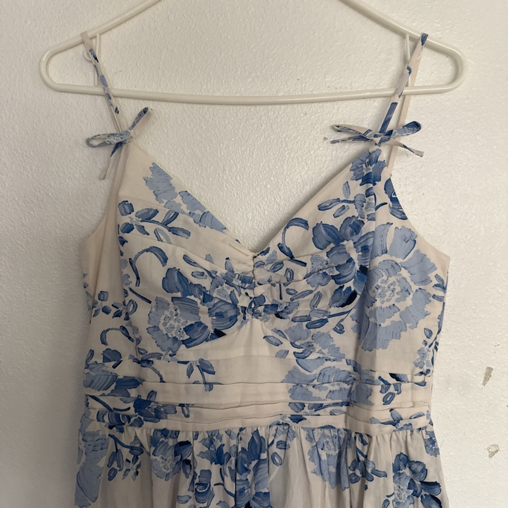 CeCe Women's White Blue Floral Maxi Dress Ruched V Neck Bodice Box Straps Size S - Picture 3 of 12